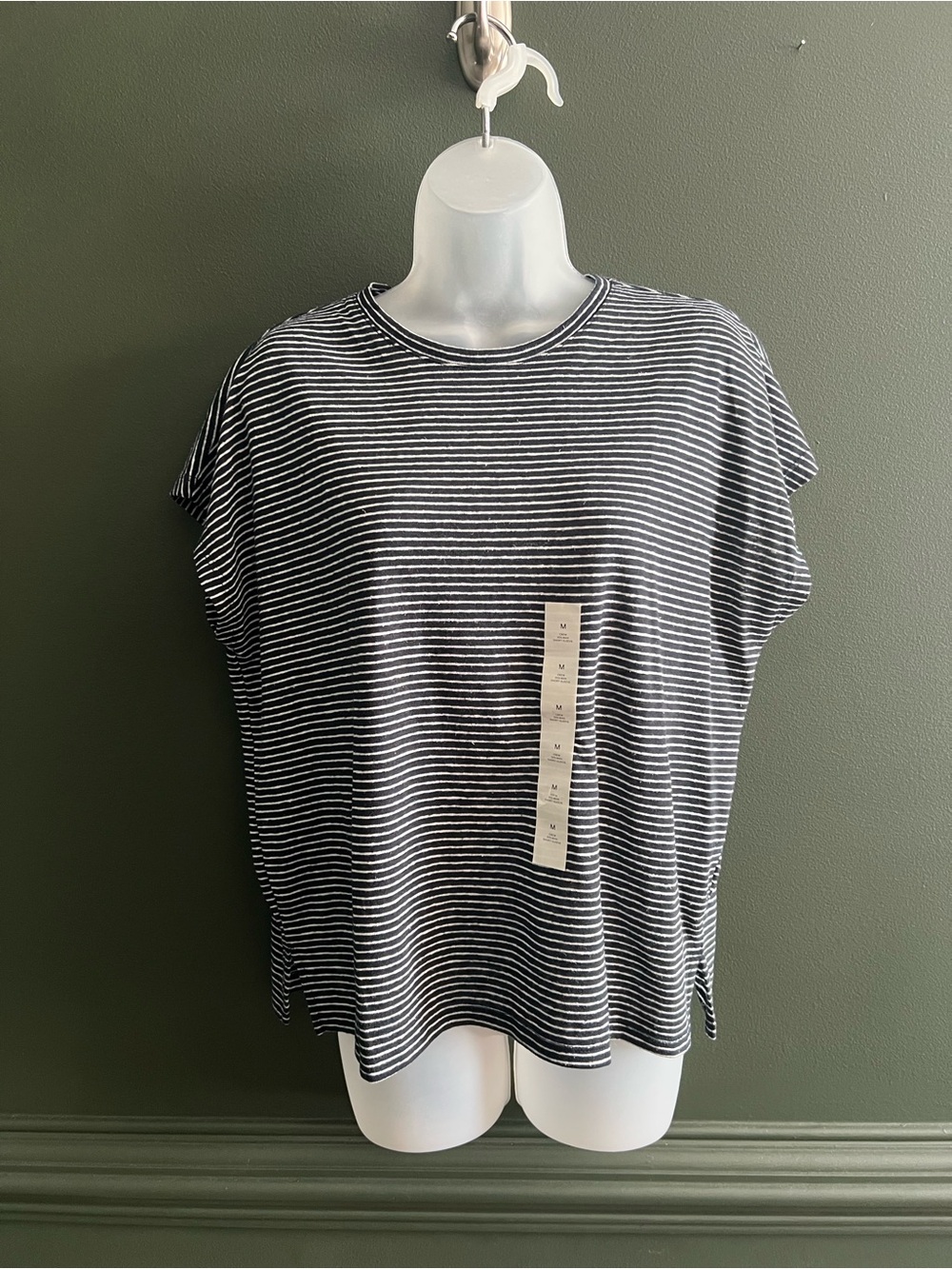 Banana Republic Striped Short Sleeve Crew Neck Top - Black & White